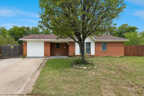 4806 Jaycrest Ct, Fort Worth, TX, 76135-1907 | Card Image