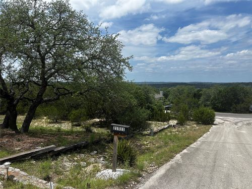 21511 Perry Cv, Lago Vista, TX, 78645-6701 | Card Image