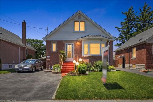 192 Parkdale Avenue S, Hamilton, ON, L8K3P4 | Card Image