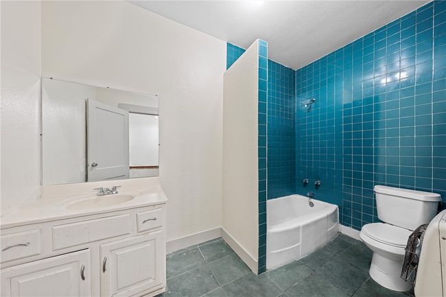 1800 Avondale Ave, House other with 5 bedrooms, 2 bathrooms and null parking in Waco TX | Image 17