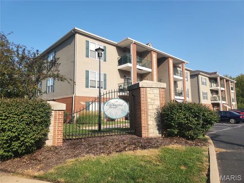 apt-302-885 Forest Ave, Valley Park, MO, 63088-2532 | Card Image