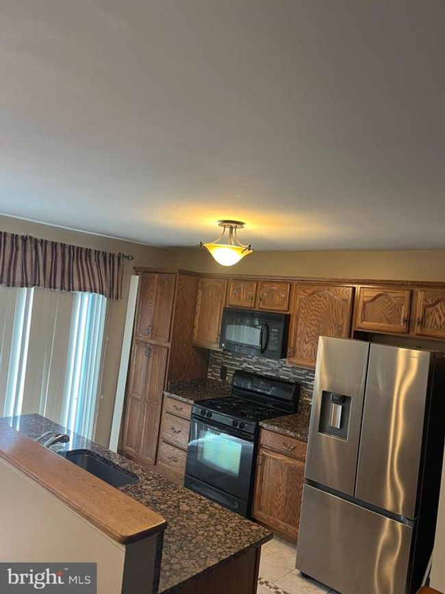 4 Johnamac S, Townhouse with 3 bedrooms, 3 bathrooms and null parking in LITTLESTOWN PA | Image 9