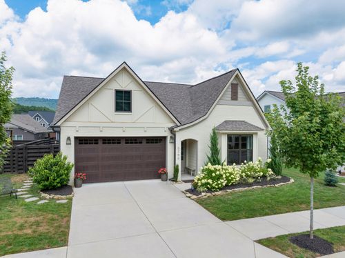 5796 Acadia Dr, Chattanooga, TN, 37415-6988 | Card Image