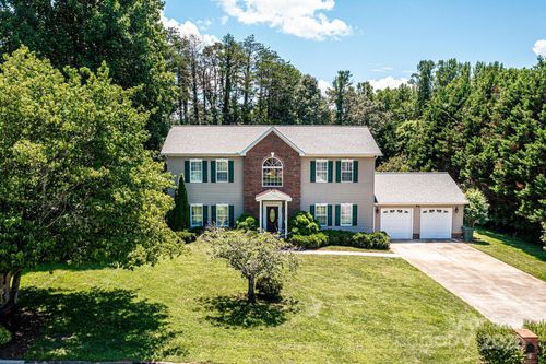 1006 Turnberry St Ne, Lenoir, NC, 28645-3783 | Card Image