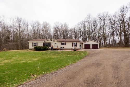 1510 E Shore Dr, Detroit Lakes, MN, 56501-4707 | Card Image