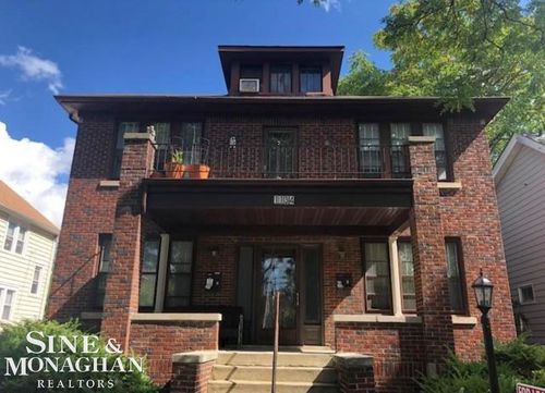 1134 Wayburn St, Grosse Pointe Park, MI, 48230-2022 | Card Image