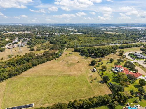 8317 Marys Creek Dr, Benbrook, TX, 76116-1437 | Card Image