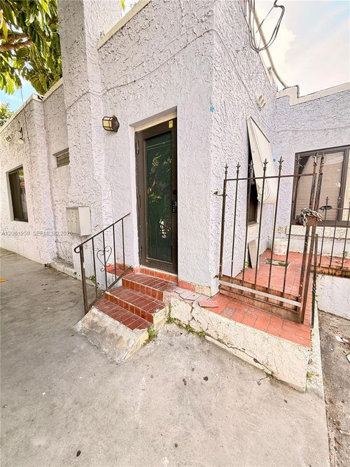 2-125 Sw 19th Ave, Miami, FL, 33135-1912 | Card Image
