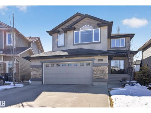 3005 Christopher Crt, Sherwood Park, AB, T8H0M9 | Card Image