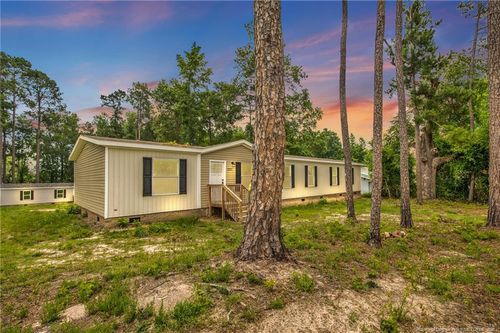 2853 Rockfish Rd, Raeford, NC, 28376-8311 | Card Image