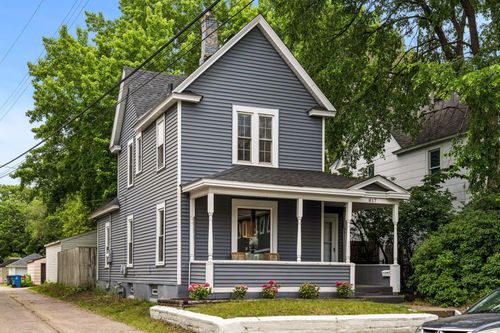 817 26th Ave Ne, Minneapolis, MN, 55418-2803 | Card Image