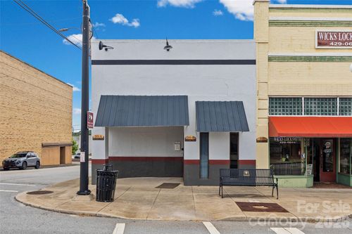 201 E Main St, union, SC, 29379-2326 | Card Image