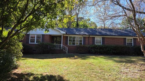 307 Heather Ln, Mount Holly, NC, 28120-9222 | Card Image