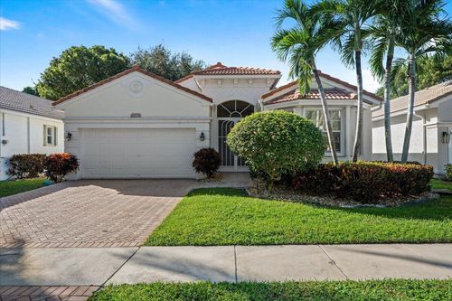 7584 New Holland Way, Boynton Beach, FL, 33437-6346 | Card Image