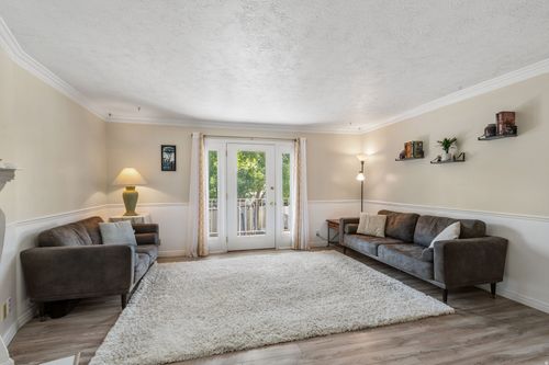 553 N 200 W, Bountiful, UT, 84010-6955 | Card Image