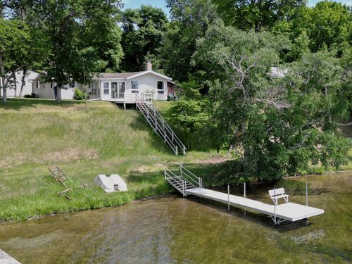12264 Shorewood Beach Rd, Detroit Lakes, MN, 56501-7028 | Card Image