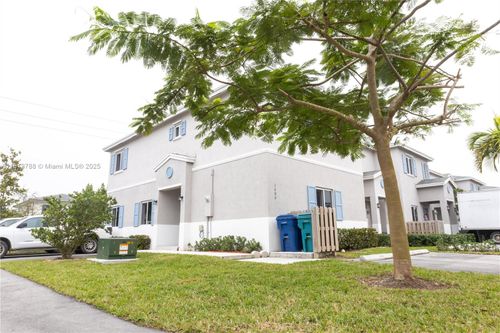 1205-1205 Nw 3rd Ln, Florida City, FL, 33034-3134 | Card Image