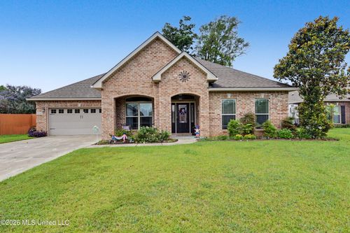13103 Hawthorn Dr, Biloxi, MS, 39532-8380 | Card Image