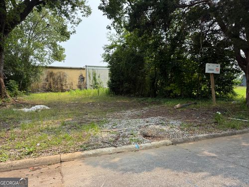 218 W Central Ave, Griffin, GA, 30223-2921 | Card Image