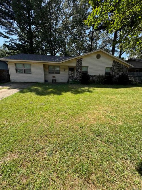 3511 Vicki Dr, Bryant, AR, 72022-9007 | Card Image