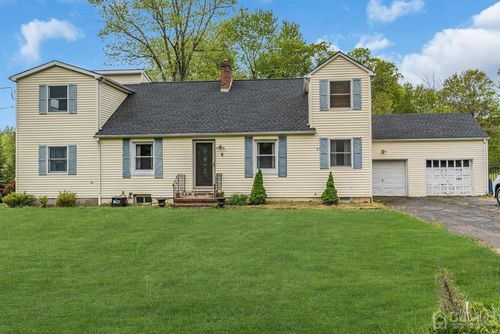 5 Busy Bee Ln, Warren, NJ, 07059-7009 | Card Image