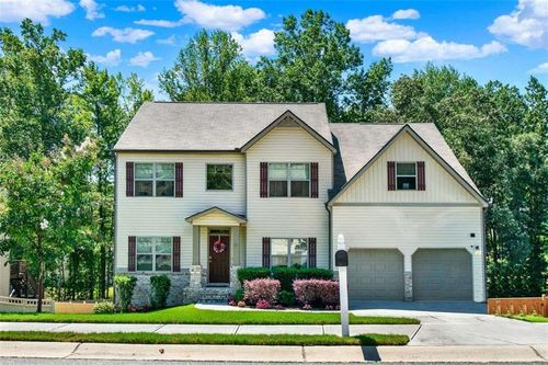 1977 Roxey Ln, Winder, GA, 30680-6124 | Card Image