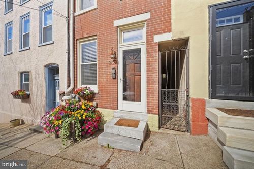 3737 Calumet St, PHILADELPHIA, PA, 19129-1701 | Card Image