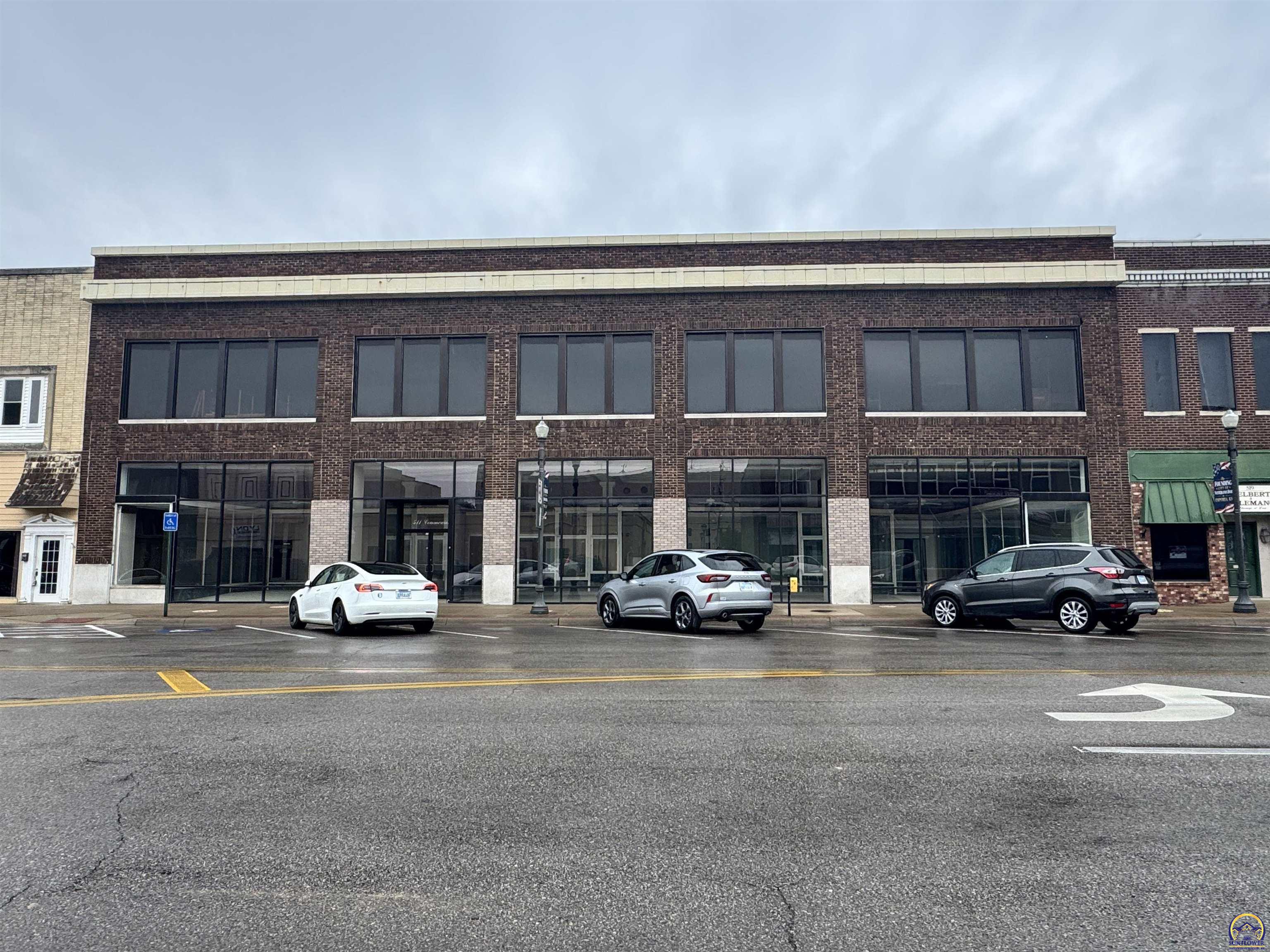 511 Commercial St, Emporia, KS 66801
