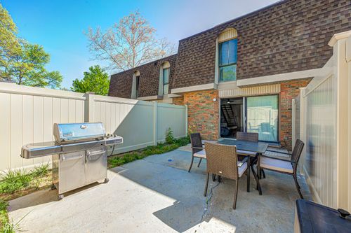 7476 Country Brook Dr, Indianapolis, IN, 46260-3400 | Card Image