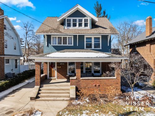 617 Rosewood Ave, East Grand Rapids, MI, 49506-2829 | Card Image