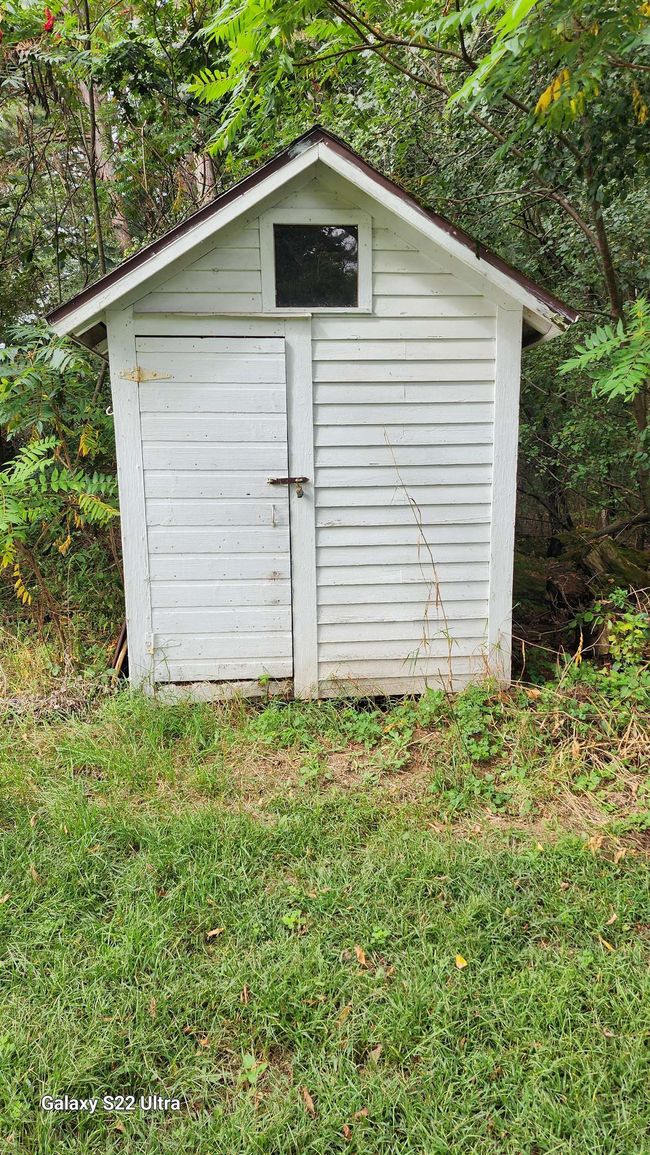 N697 County Rd N, House other with 3 bedrooms, 2 bathrooms and null parking in NESHKORO WI | Image 56