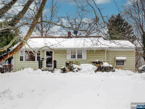 128 Runyon Ave, Somerset, NJ, 08873-1945 | Card Image