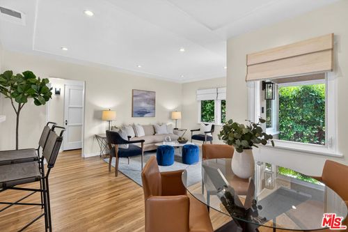 2822 11th Street, Santa Monica, CA, 90405 | Card Image