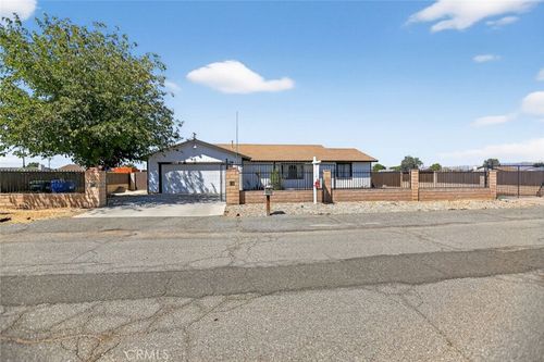 21101 Hacienda Blvd, California City, CA, 93505-2262 | Card Image
