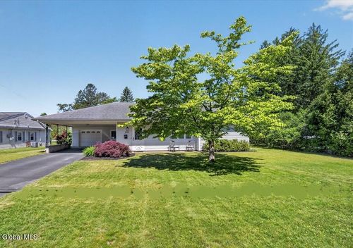 3423 Gari Ln, Schenectady, NY, 12303-4821 | Card Image