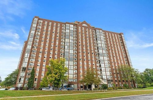 102-2760 Carousel Cres, Gloucester, ON, K1T2N4 | Card Image