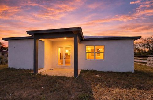 5520 Sw 25th Ct, West Park, FL, 33023-4139 | Card Image