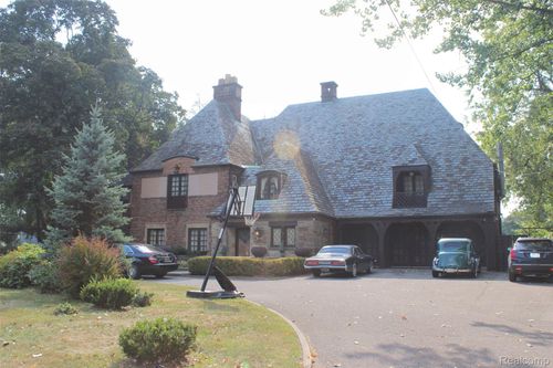 17815 Hamilton Rd, Highland Park, MI, 48203-4000 | Card Image