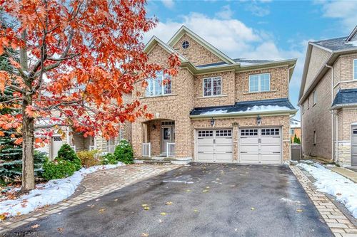 470 Peter Rupert Ave, Maple, ON, L6A0M6 | Card Image