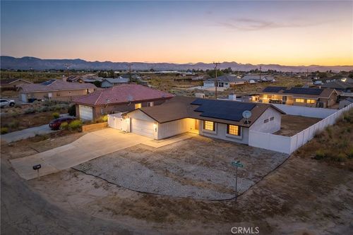 7881 Fernwood Ave, California City, CA, 93505-2526 | Card Image