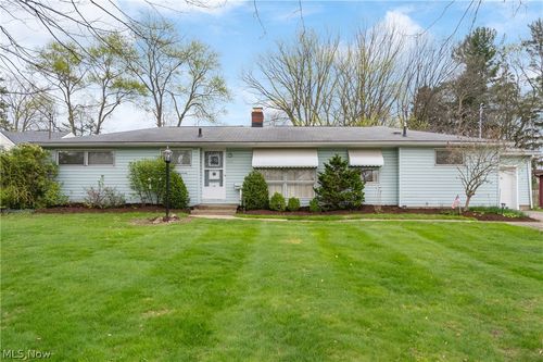 253 Maylawn Avenue, Wadsworth, OH, 44281 | Card Image