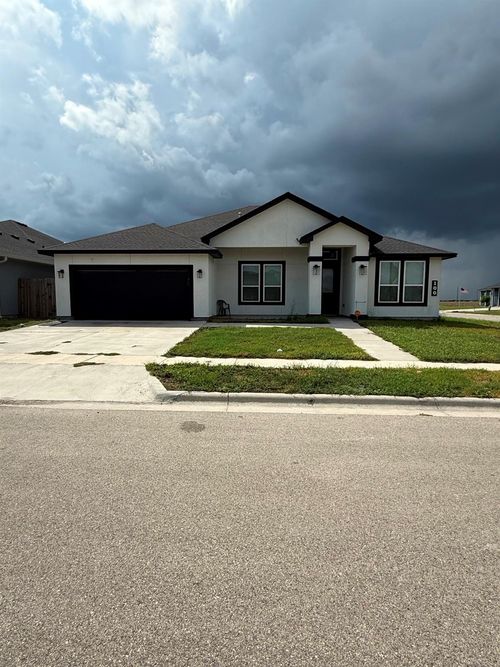 100 Speargrass Ln, Odem, TX, 78370-4053 | Card Image