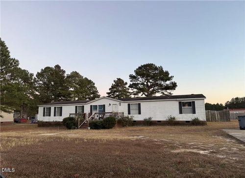 270 Meadowfield Cir, Aberdeen, NC, 28315-5700 | Card Image