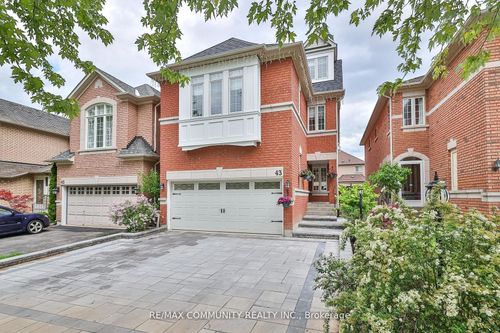 43 Futura Ave, Richmond Hill, ON, L4S1S8 | Card Image
