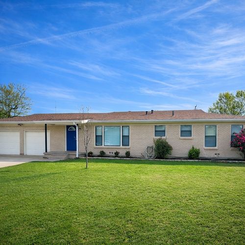 3808 Granada Dr, Richland Hills, TX, 76118-5308 | Card Image