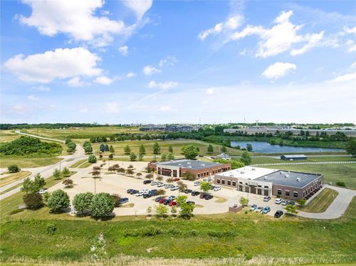 2301 Jones Blvd, Coralville, IA, 52241-3469 | Card Image