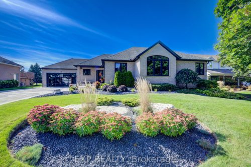 28 Musselman Cres, Conestogo, ON, N0B1N0 | Card Image