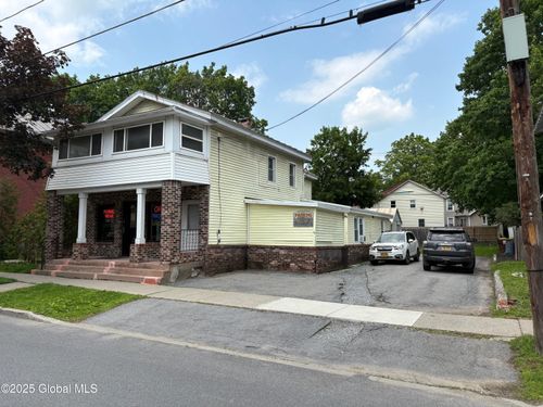 119 Church St, Saratoga Springs, NY, 12866-2022 | Card Image