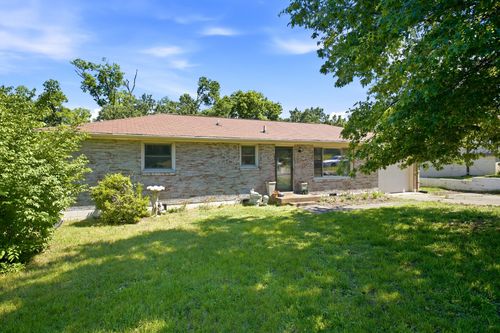 3231 Masonwood Dr, Nashville, TN, 37207-2115 | Card Image