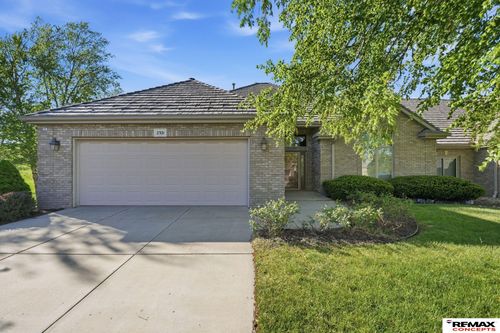 2321 Stone Creek Loop S, Lincoln, NE, 68512-9368 | Card Image